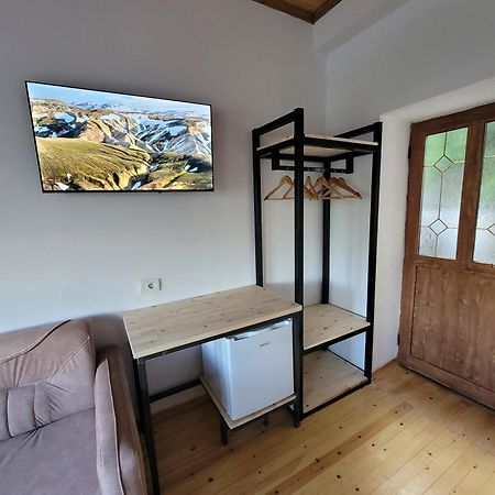 Jona Guest House Gjirokastër Eksteriør bilde