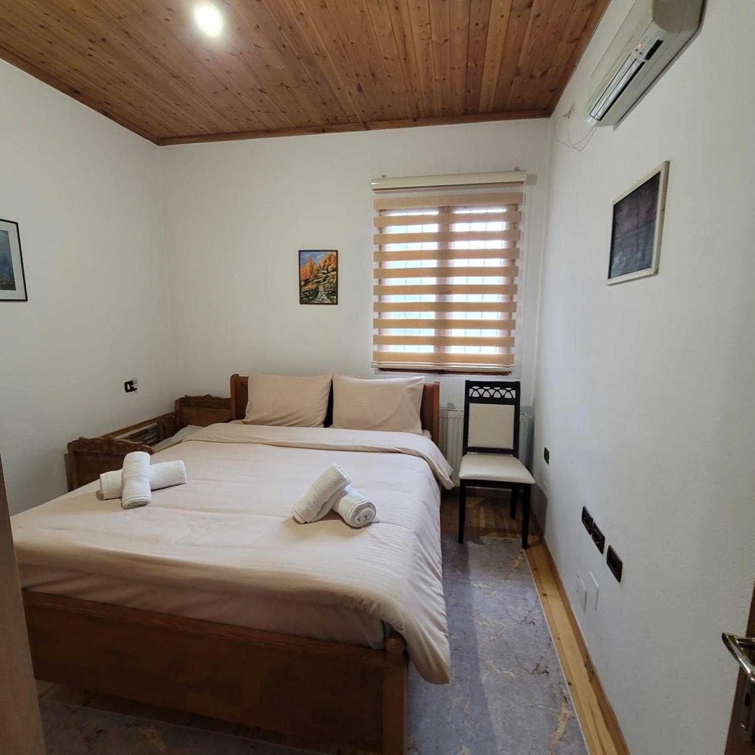 Jona Guest House Gjirokastër Eksteriør bilde