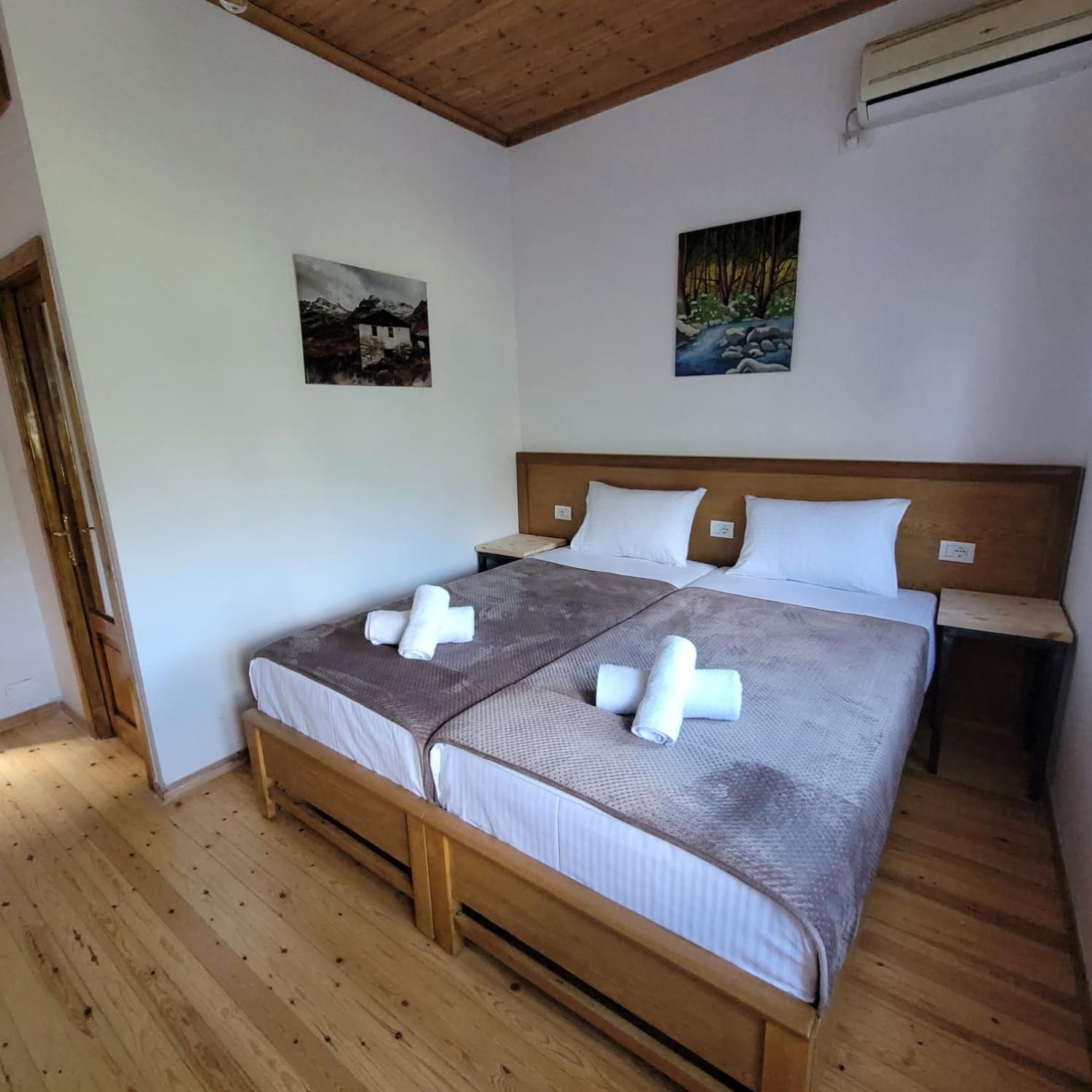 Jona Guest House Gjirokastër Eksteriør bilde